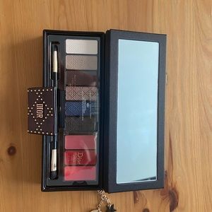 Dior eyeshadow Christmas special kit